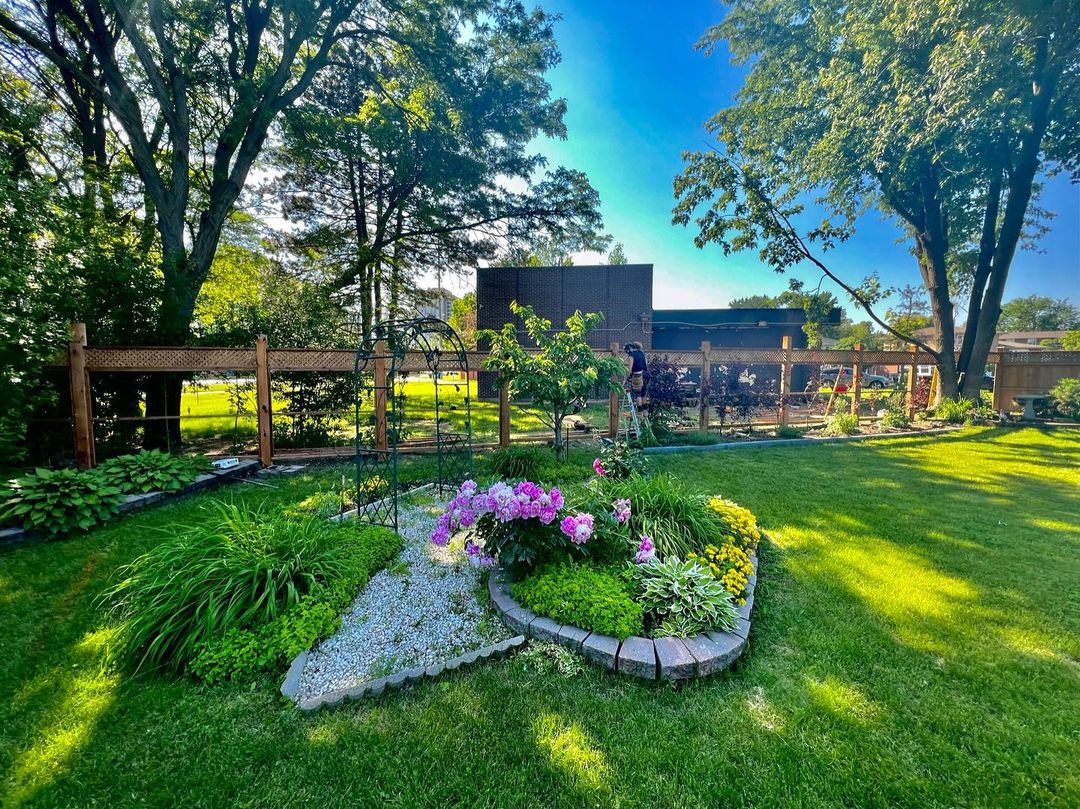 🔹PRESSURE TREATED - Semi Private w/ lattice 

📌 Pressure treated should be used for all outdoor projects, choose any style of your liking with the help of our team!

🦺 We install various types of fence for any sized properties for both residential and commercial clients

📍 Contact us today for your free estimate:

📱 (647) 913 6405

📨 office@propertyfence.ca

#propertyfence #propertyfencing #propertyfencing #property #propertyinvestment #property #propertyinvestor #propertydevelopment #propertydeveloper #investmentproperty #fence #fencebuilding #fencebuilders #fenceinstallation #fencecontractor #fenceideas #fencedesign #fenceideas #fencepostfriday #fencedhouse #fencecompany #woodfence #fencecompany #fencelife #gardenfence #newfence #aluminumfence #customfence